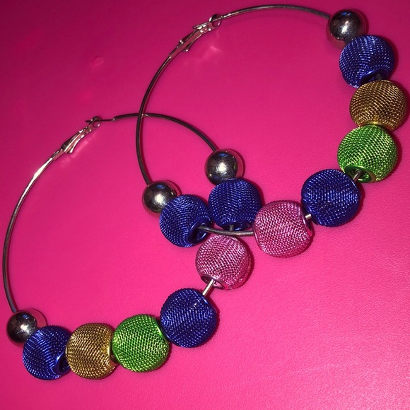 EARRINGS - Picture 3 of 3